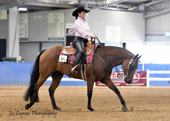 STEEL DOING IT, RIDEN BY REBECCA SALT INT HE AMATEUR WESTERN HORSEMANSHIP