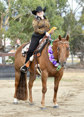 GEORGIA WEAVELL RIDING SPRINGVALE GOLD N RULE, WINNER OF THE ALL AGE FEATURE TRAIL