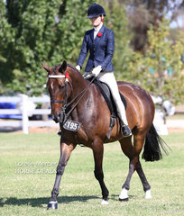 Elly Sabidussi placed Top 10 in the Rider 15 & under 17 years event.