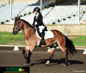First out in the EvA60C Junior was Charlize Gil and Max completing their dressage test in the Olympic Arena at the Sydney International Equestrian Centre on the first day of the Sydney Eventing Summer Classic.