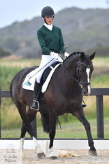 Sophie Griiffiths from NSW rode Margherite to fifth place in the Toorak College Interschools Senior Novice 2A.
