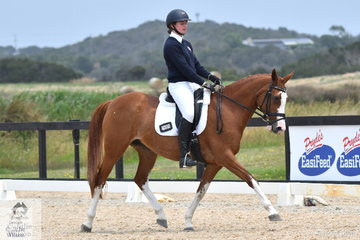 Georgia Schelfhout riding Lamour De Poires took third place in the Toorak College Interschools Senior Novice 2A.