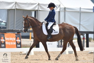 Ebony Harvey rode the New Forest Pony, Kapeta Prelude in the Stable Ground Participation 1B Junior.