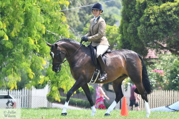 Paige Heffernan rode the Heffernan and Purcell nomination, 'Belmore Park Amazing Grace' to claim the  Ridden Show Hunter Championship.