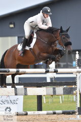 Cortney Bell rode Patangas Casino in the Open 130cm Art. 238.2.1.