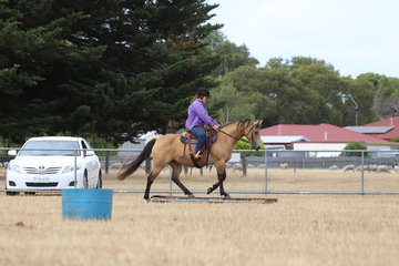 Sharon Hitchcock going over the rattle bridge in the Encourage.