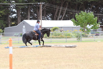 Destinys Oak and Tegan Falkner in the open