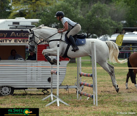 Even after a bit of time off, Finch Farm Nikko is still flawless as ever with Mandy Gillan in the saddle.