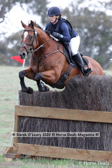 Leah Rodwell in the CCN 2* riding "Almancil"