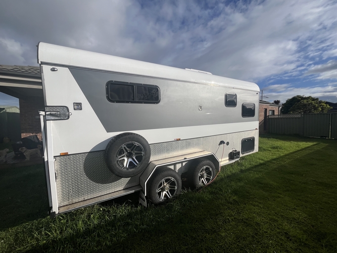 Peaceland 2HALCamper Float Floats Horse Transports for sale in