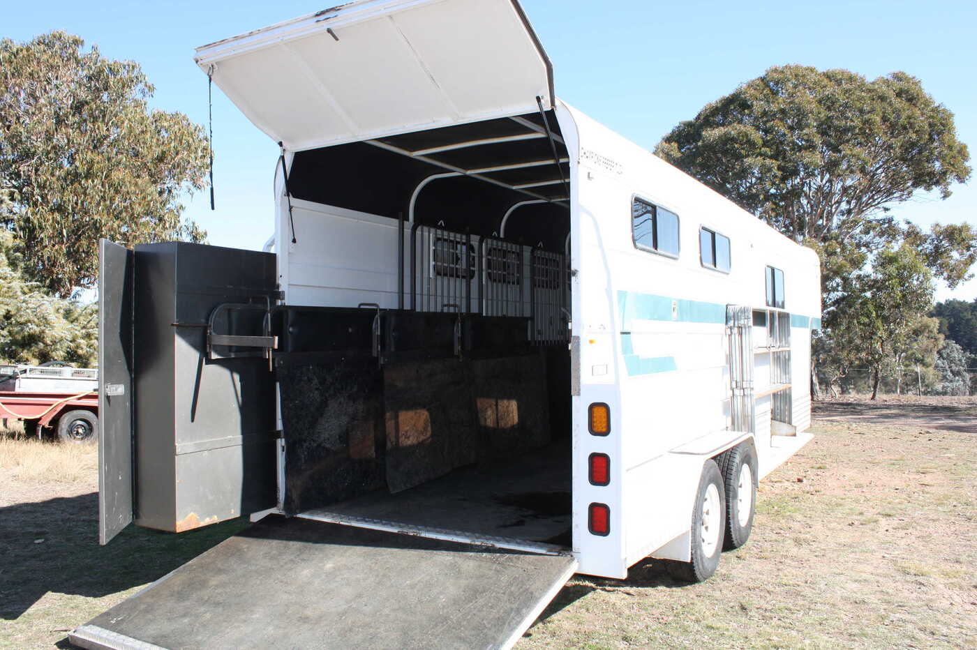 2008 Tuza 4 Horse 10m Gooseneck Float Goosenecks Horse Transports