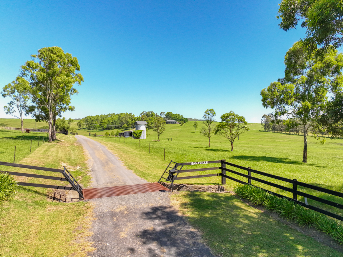 QUINTESSENTIAL COUNTRY LIFESTYLE Horse Property for sale in Far