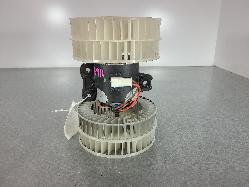 472890