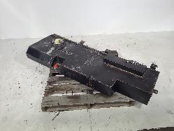 496070