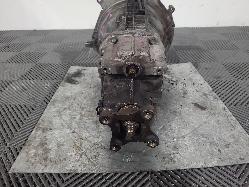 523946