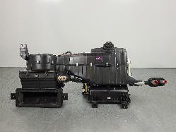 543812