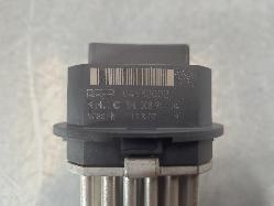 547900