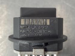 548158