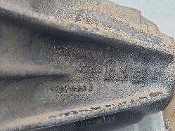 555318