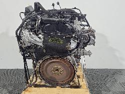 561696