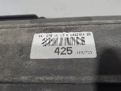 561768