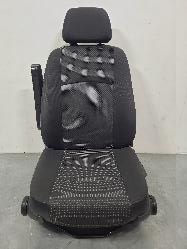 543976