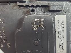 557866