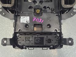 555970