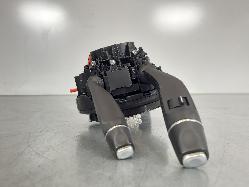 561118