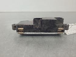 560978