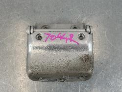 557498