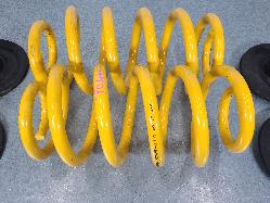 563780