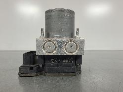 561176