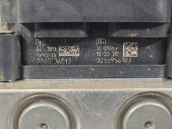 561184