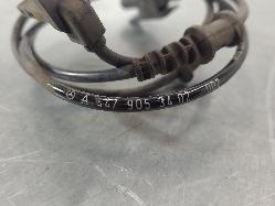 561022