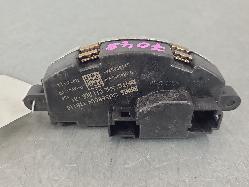 560984