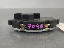 560986