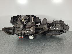 560784