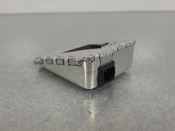 560256