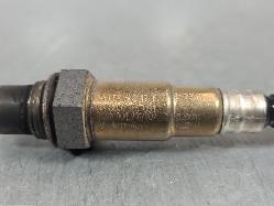 563284