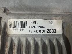563458