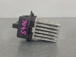 560320