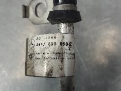 573792
