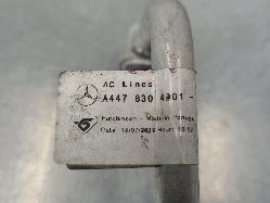 573794