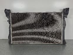 573032