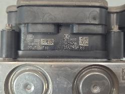 573274