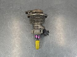 573004