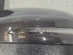 573320