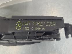 573880