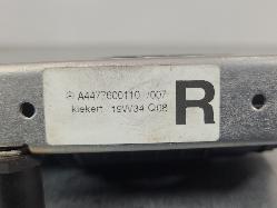 572728